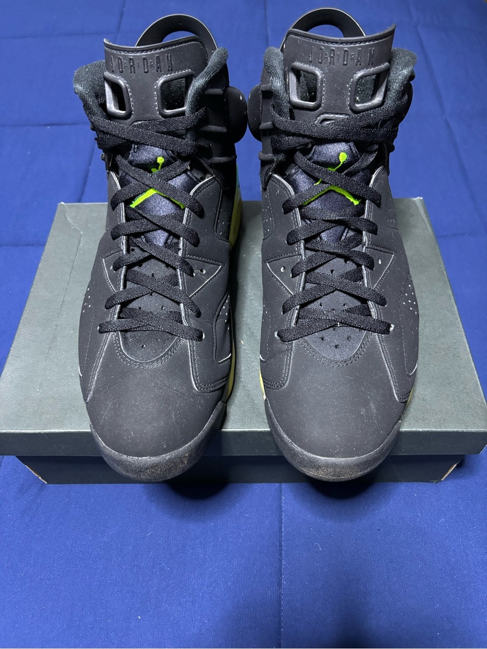Jordan 6 Retro Electric Green 2021 
Size 13